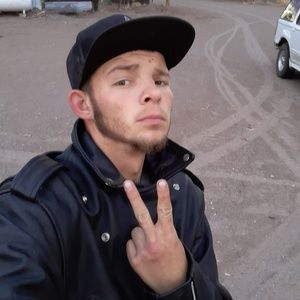 Meet your Posher, Skylar